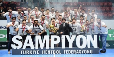 hentbol-turkiye-kupasi-sampiyonu-besiktas-6IrNJv8N.jpg