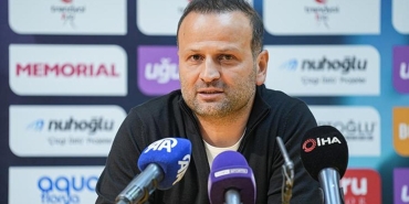 istanbulsporda-osman-zeki-korkmazdan-aci-itiraf-oynaya-oynaya-elendik-DEEg3ZpN.jpg