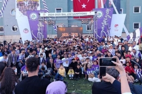 karadeniz-eregli-belediyespor-kupasina-kavustu-23-yil-sonra-3-ligde-f4rH9Uax.jpg