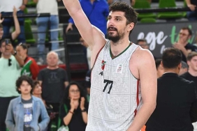 karsiyaka-basketbolda-muhsin-gidici-cWea4KUj.jpg