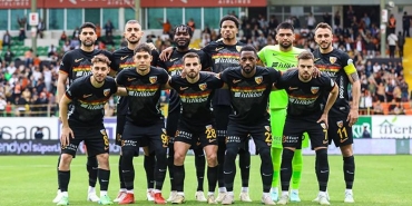 kayserisporun-yenilmezlik-serisini-6-maca-cikti-qBWBZVje.jpg