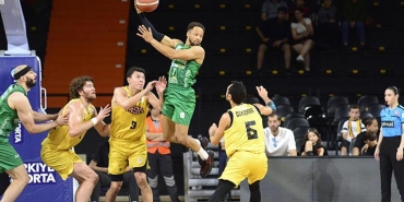 mersin-spor-bursaspor-yorsani-maglup-etti-89-82-kiz1pfyT.jpg