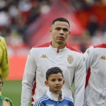 monacoda-4-futbolcuya-kapi-gozuktu-JVCvfKdx.jpg