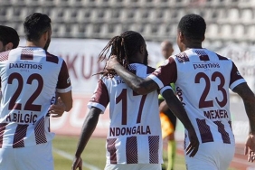 ozet-bandirmaspor-super-lige-bir-adim-daha-atti-mac-sonucu-bandirmaspor-erzurumspor-zb3bJwfi.jpg