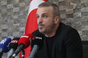 sakaryaspor-baskani-cumhur-genc-kulubun-mali-tablosunu-acikladi-7tq9WjMc.jpg