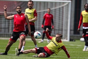 samsunspor-3-gun-izin-yapacak-9LeR7XvP.jpg