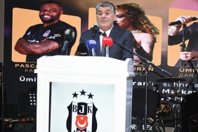 serdal-adali-down-sendromlu-ve-yetim-cocuklara-yardim-gecesine-katildi-f4y47Vx7.jpg