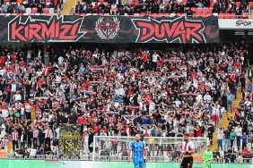 sivasspor-taraftarindan-savciliga-sike-basvurusu-pzuMUw63.jpg