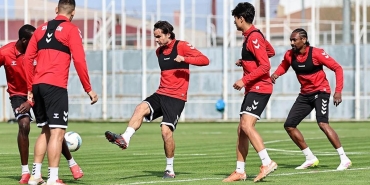 sivassporda-bodrum-fk-macinin-hazirliklari-basladi-kqW2gAIG.jpg