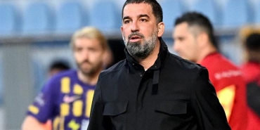 son-dakika-arda-turan-shakhtar-donetsk-transfer-iddialarina-son-noktayi-koydu-t67pr8UO.jpg
