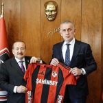 tff-baskani-haciosmanoglundan-gaziantep-fkye-ziyaret-9Bwv77b2.jpg