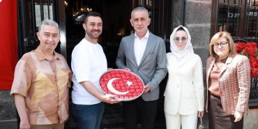 tff-baskani-ibrahim-ethem-haciosmanoglundan-final-maci-oncesi-gaziantepe-ziyaret-LaHqs98s.jpg