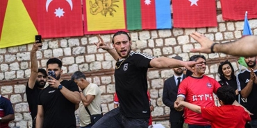 traktor-taraftarlari-sampiyonlugu-istanbulda-kutladi-8gJRzdD1.jpg