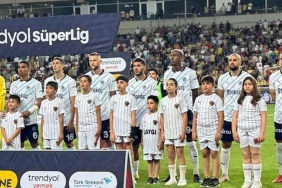 yildiz-oyuncu-kirmizi-kart-gordu-fenerbahce-10-kisi-kaldi-LCAz7YVm.jpg