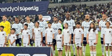 yildiz-oyuncu-kirmizi-kart-gordu-fenerbahce-10-kisi-kaldi-LCAz7YVm.jpg