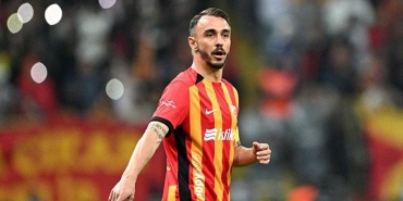 adi-trabzonspor-ve-galatasaray-ile-aniliyordu-kayserispordan-gokhan-sazdagi-icin-aciklama-mtwqev6f.jpg