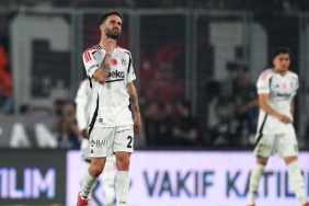 besiktasa-dordunculuk-faturasi-agir-oldu-W7qjb8iG.jpg