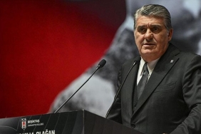 canli-besiktasta-olaganustu-yetki-toplantisi-oylama-bekleniyor-a84rjTnk.jpg