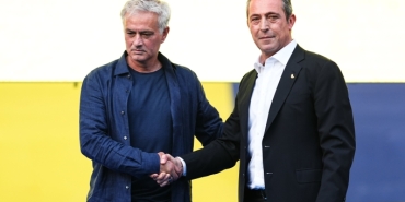 fenerbahcede-mourinho-kararinin-perde-arkasi-kz5JZkkS.jpg