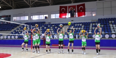 hakkaride-yesilay-kulubu-cocuklari-sporla-bagimliliktan-uzak-tutuyor-fyAmQQDJ.jpg