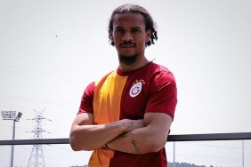 leroy-sane-turkiyeden-ayrilmadan-once-mesajini-verdi-galatasaray-mutluluktur-QyRJpJu6.jpg