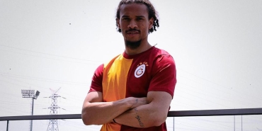 leroy-sane-turkiyeden-ayrilmadan-once-mesajini-verdi-galatasaray-mutluluktur-QyRJpJu6.jpg