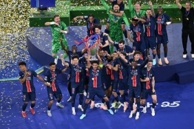 sampiyon-psg-8-oyuncuyu-transfer-listesine-koydu-15GnP6i7.jpg