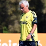 fenerbahcede-tam-7-yolcu-jose-mourinho-onay-verdi-transfer-gorusmeleri-basladi-ru34jBH2.jpg