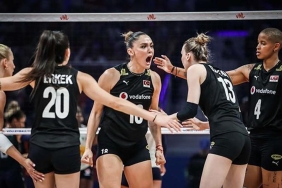 filenin-sultanlari-vnl-finalleri-icin-polonyaya-gitti-weiii42f.jpg