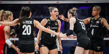 filenin-sultanlari-vnl-finalleri-icin-polonyaya-gitti-weiii42f.jpg