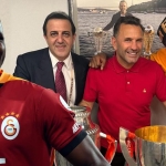 galatasarayda-osimhen-gorusme-odasina-sonuca-varilacak-5wzCG7Tv.jpg