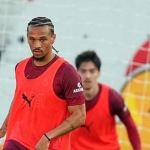 galatasarayin-yeni-transferi-leroy-sane-siftah-yapti-LslXEeQe.jpg