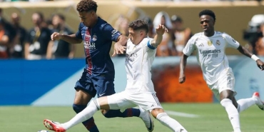 paris-saint-germain-real-madridi-darmadagin-etti-ve-finale-yukseldi-psg-real-madrid-maci-L2EvDwXt.jpg