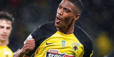 super-lig-devinde-anthony-martial-gorusmeleri-basladi-sicak-bakiyor-3HACw7Of.jpg