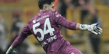 trabzonsporda-ayrilik-resmen-aciklandi-STpA75Ku.jpg