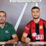 eskisehirsporun-yeni-transferi-imzayi-atti-MDsiBZ8P.jpg