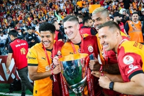 galatasarayda-frankowskinin-ayriligi-kesinlesti-resmen-acikladi-Lr6ses9l.jpg