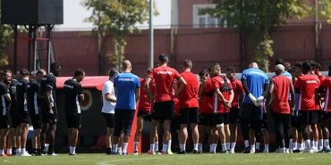 genclerbirligi-gaziantep-fk-macinin-hazirliklarini-surdurdu-YESzmPzd.jpg