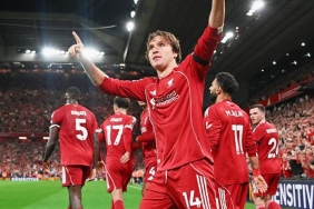 liverpool-premier-lige-3-puanla-basladi-96IQS8lr.jpg