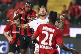 ozet-i-burak-yilmazin-ilk-macinda-son-dakika-uclugu-gaziantep-fk-genclerbirligi-mac-sonucu-2-1-b4FBpUzX.jpg