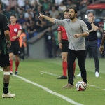 ozet-i-petkovicten-korfeze-hayat-opucugu-i-kocaelispor-kayserispor-maci-sonucu-1-1-nTOJLrpd.jpg