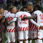 ozet-samsunspor-lige-3-puanla-basladi-samsunspor-genclerbirligi-maci-sonucu-2-1-Vi46lR7K.jpg
