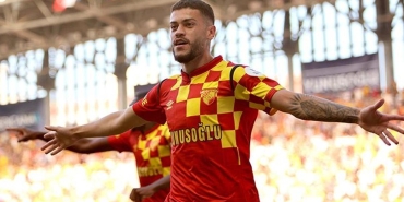 romulo-bombasi-rekorla-transfer-oluyor-BRLj4VaF.jpg