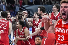 12-dev-adam-avrupa-sampiyonlugu-icin-parkeye-cikiyor-usta-isimden-ovgu-dolu-sozler-simdiden-GbypAhF6.jpg