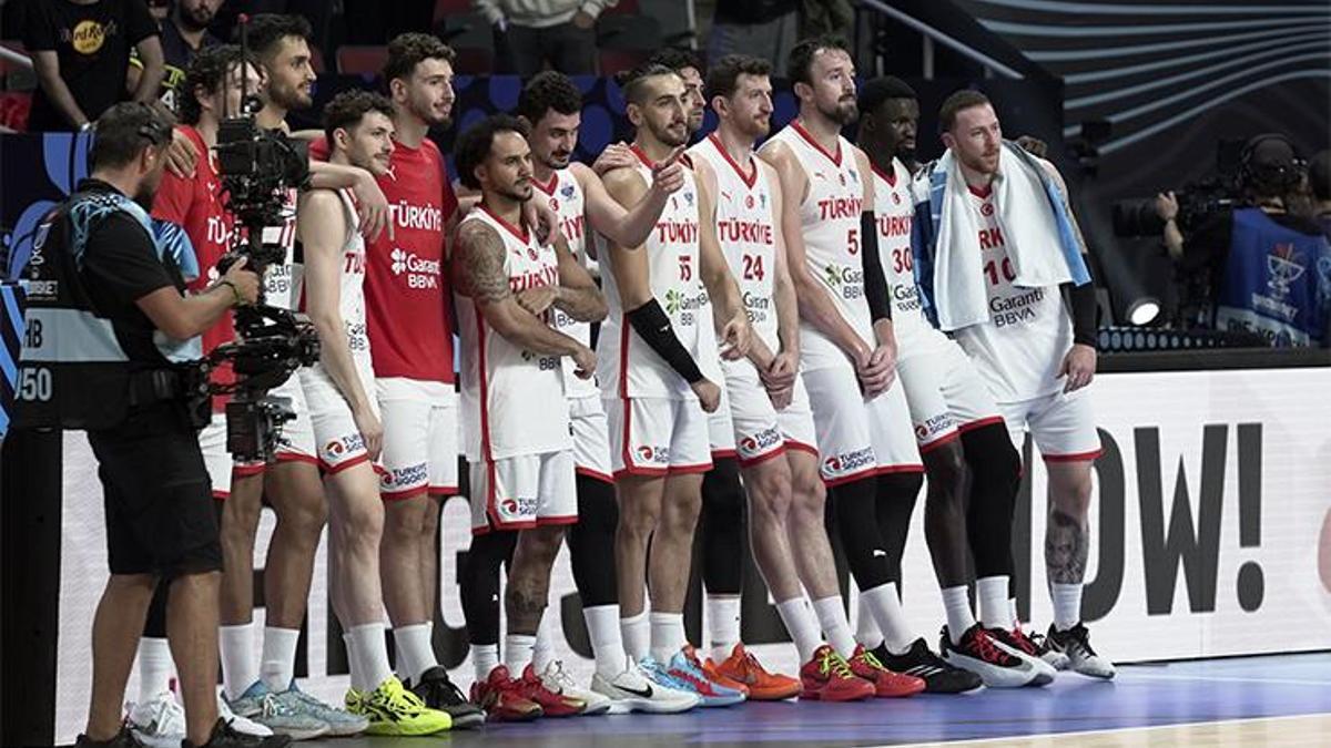 12-dev-adam-grup-liderligi-icin-sirbistanla-karsilasacak-LPWY8HNz.jpg