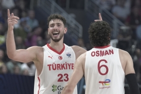 12-dev-adam-yari-final-icin-sahada-rakip-polonya-PhNe9svb.jpg