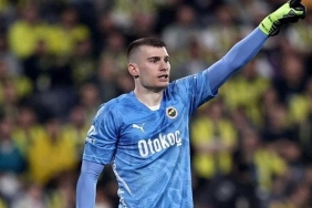 dominik-livakovicten-fenerbahceye-gecici-veda-gorusuruz-Q8kkaVJ9.jpg