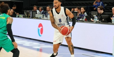 efesten-lige-enfes-baslangic-anadolu-efes-esenler-erokspor-mac-sonucu-90-76-DyDQyOwg.jpg