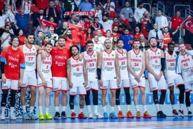 eurobasket-2025te-tum-gozler-rigada-sertac-sanli-sirbistan-maci-mesaj-macimiz-jZq1pd6w.jpg