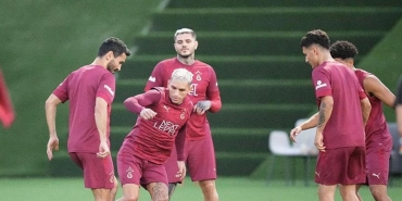 galatasaray-eyuspor-maci-hazirlklarini-surdurdu-ugurcan-cakir-ilk-antrenmanina-cikti-YS6DACBP.jpg
